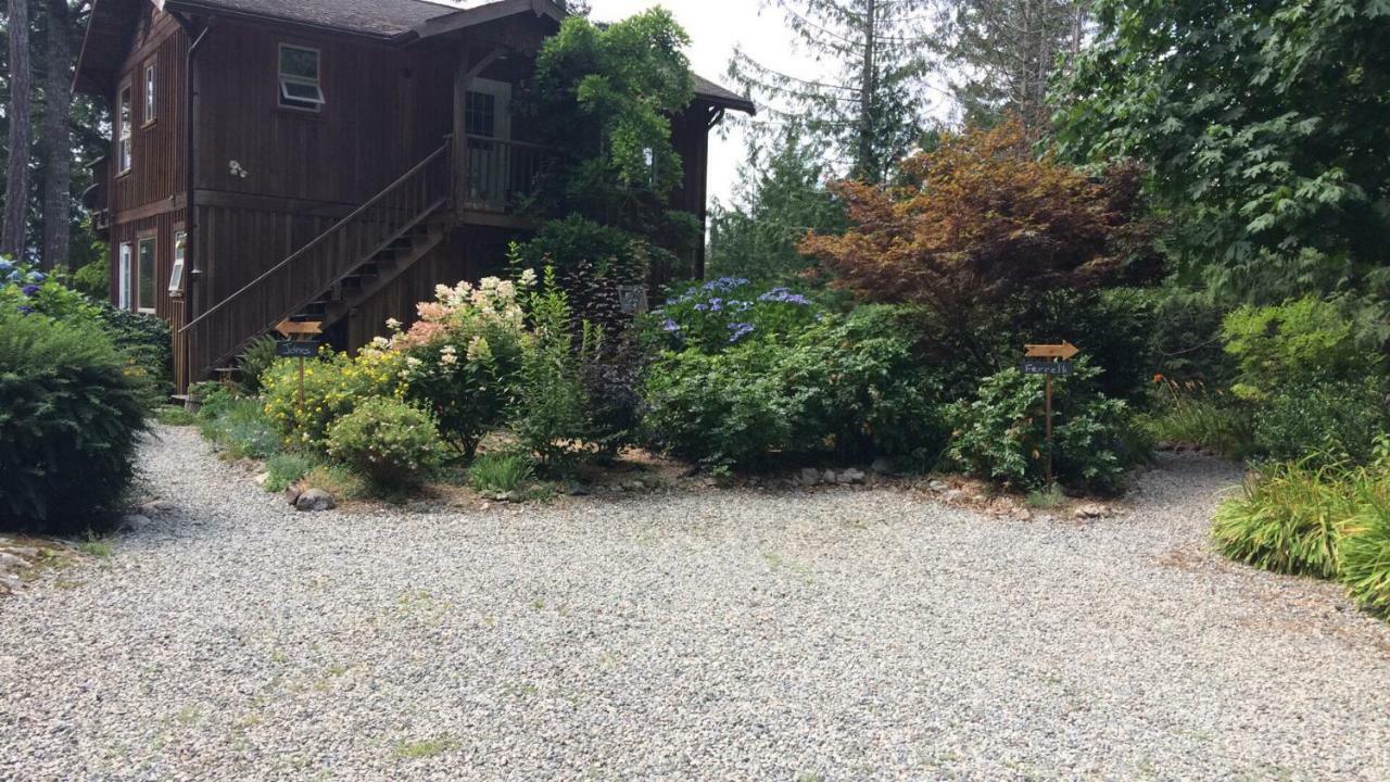 Halfmoon Bay Secret Cove Cottage Suites מראה חיצוני תמונה